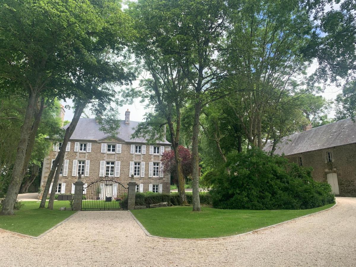 Appartement Le Logis K, le charme au cœur de Saint Pair Extérieur photo
